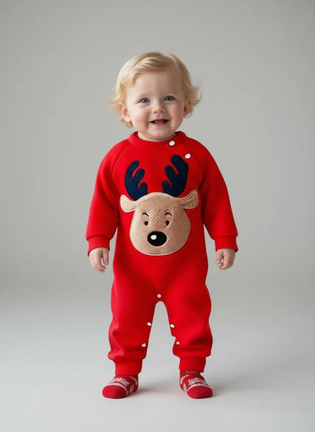 Macacão com Estampa Fofa de Rena